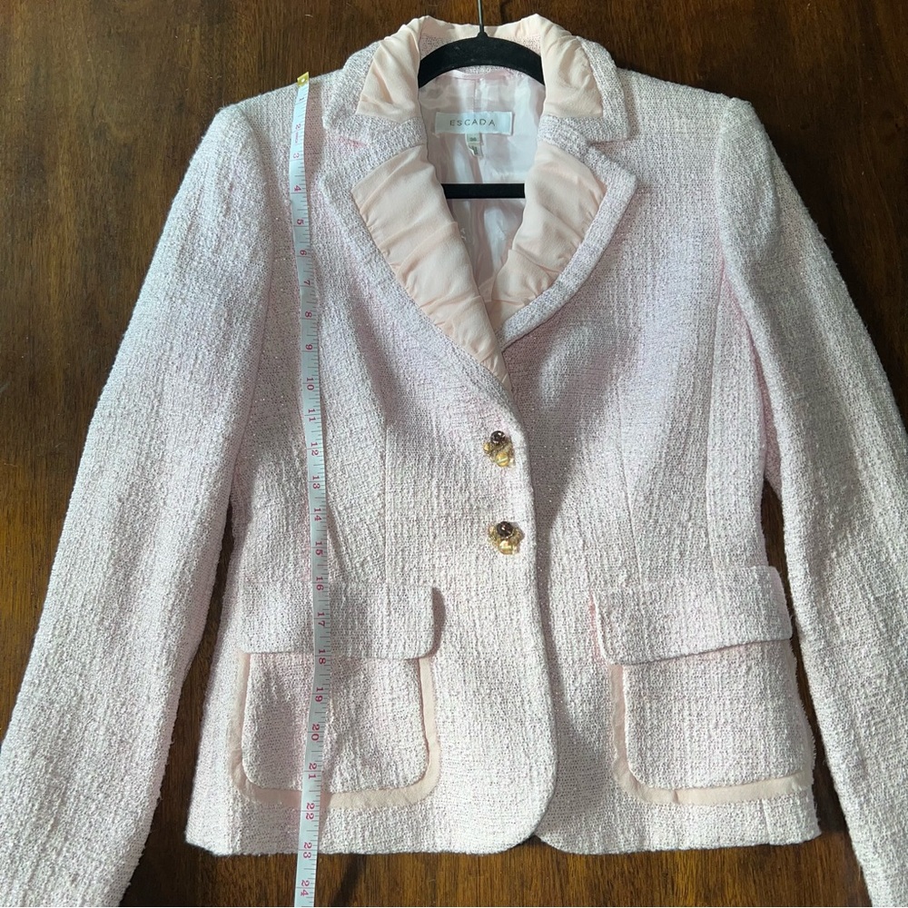 Escada Blazer Like New - image 4